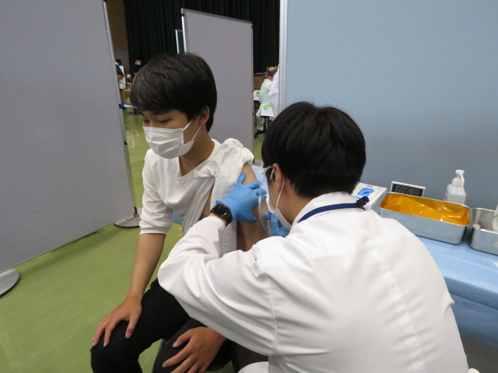 新型コロナ ワクチン職域接種 近大生物理工で開始 Wbs和歌山放送ニュース
