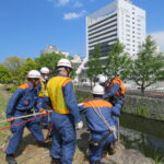 和歌山城の石垣で草刈り、和市消防局の高所作業訓練