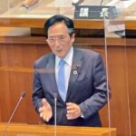 県議会・永年勤続議員に感謝状や表彰状伝達