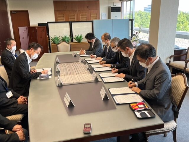 和歌山市と県内のトヨタグループ５社、災害時の支援協定締結