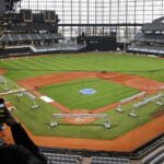 日本ハム新球場、規定満たさず