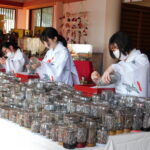 加太淡嶋神社で「針祭」　針塚に４万本供養