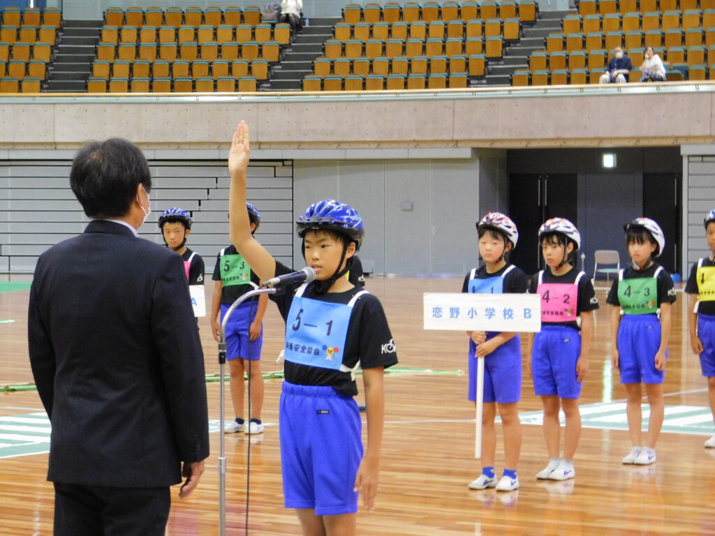 恋野恋 交通安全子供自転車和県大会 ４年ぶり開催 | WBS和歌山放送ニュース