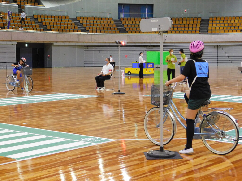 恋野恋 交通安全子供自転車和県大会 ４年ぶり開催 | WBS和歌山放送ニュース