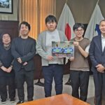 慶風高校ｅスポーツ部が和歌山県の岸本知事を表敬訪問