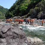 北山村で観光いかだ下り始まる