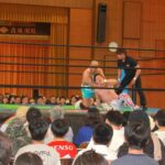 古座川町でプロレス大会、地元選手の活躍に大歓声