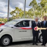 生命保険協会和歌山県協会が福祉巡回車を寄贈、子ども食堂への寄付も