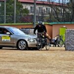 和歌山市立紀伊中学校でスタントマンによる自転車交通安全教室