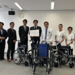 県トラック協会青年協議会が病院に車椅子など寄贈／和歌山