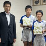 バレーボール全国大会出場の選手らが尾花市長を表敬訪問/和歌山市